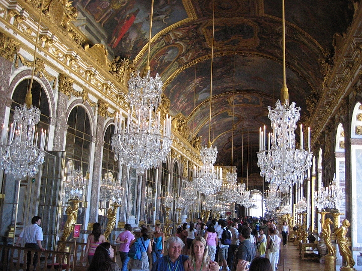 036 Versailles Hall of Mirrors.jpg